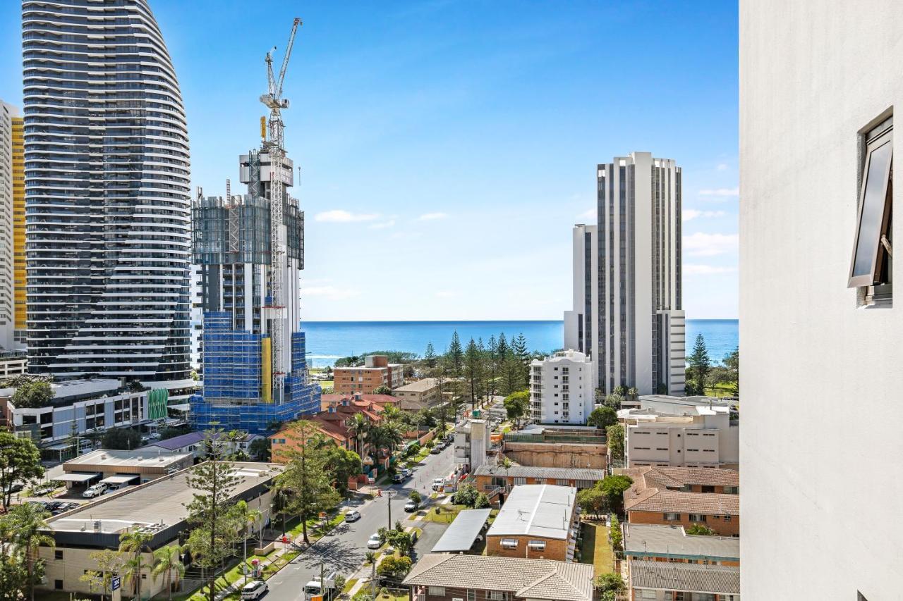 The Eureka Gold Coast Residence On Broadbeach Kültér fotó