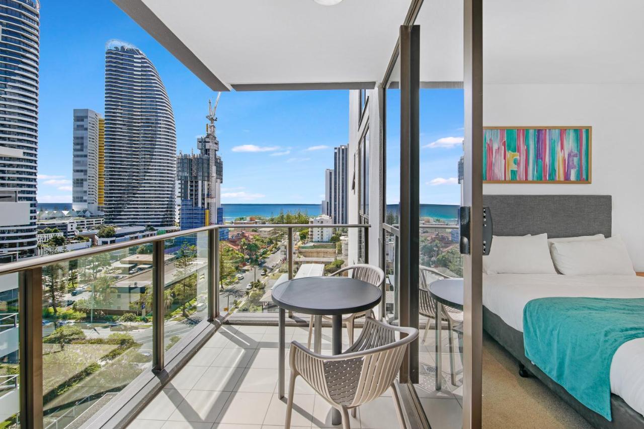 The Eureka Gold Coast Residence On Broadbeach Kültér fotó