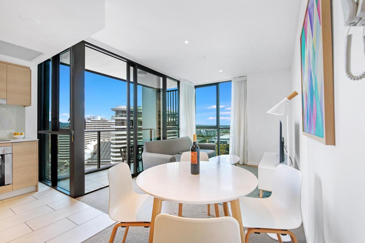 The Eureka Gold Coast Residence On Broadbeach Kültér fotó