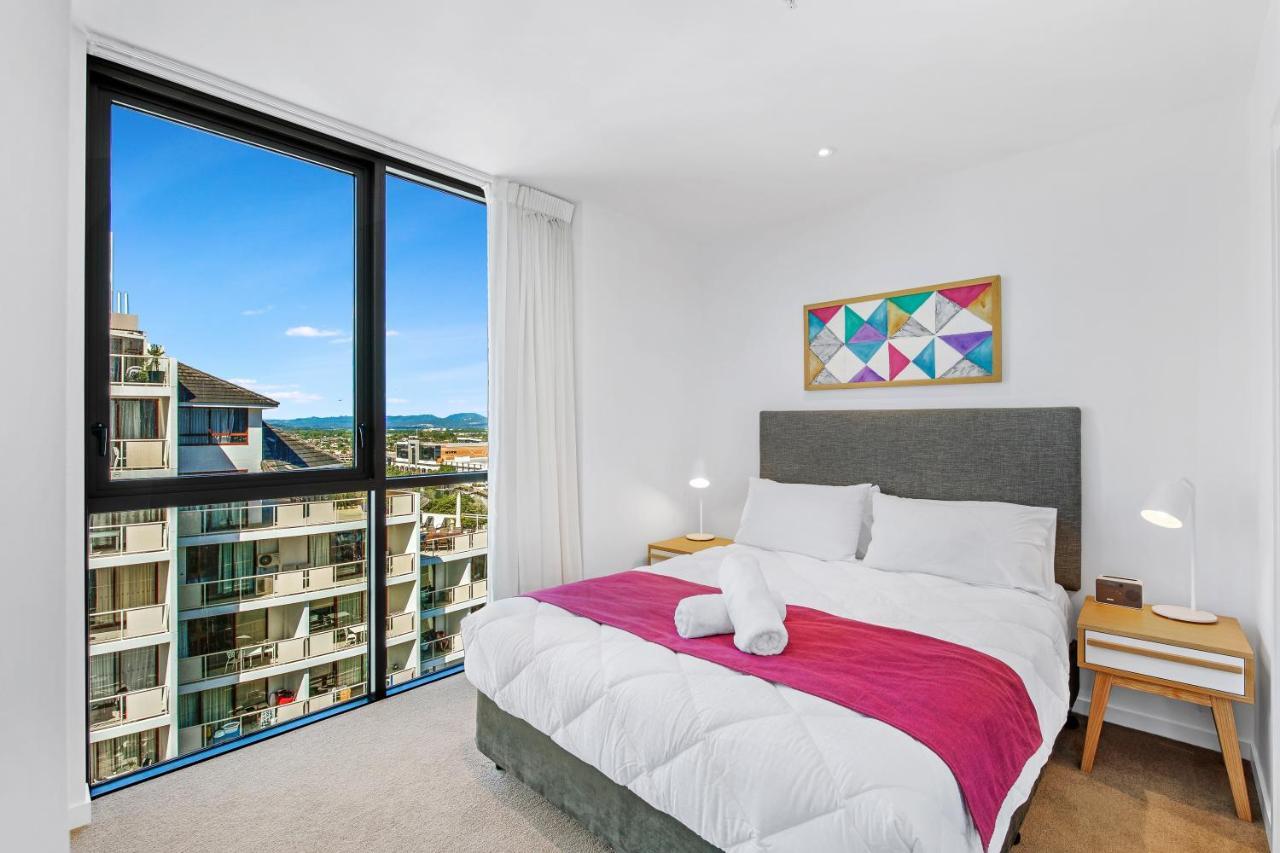 The Eureka Gold Coast Residence On Broadbeach Kültér fotó