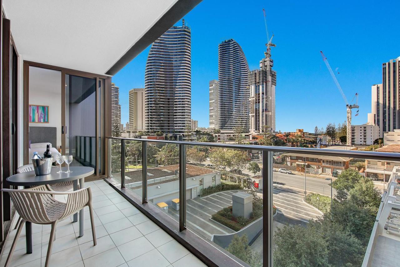 The Eureka Gold Coast Residence On Broadbeach Kültér fotó