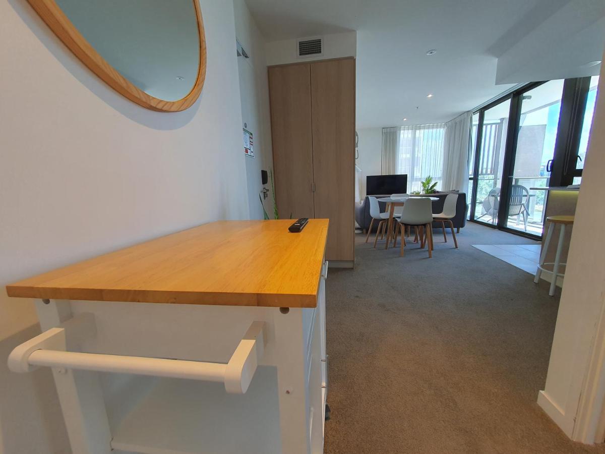 The Eureka Gold Coast Residence On Broadbeach Kültér fotó